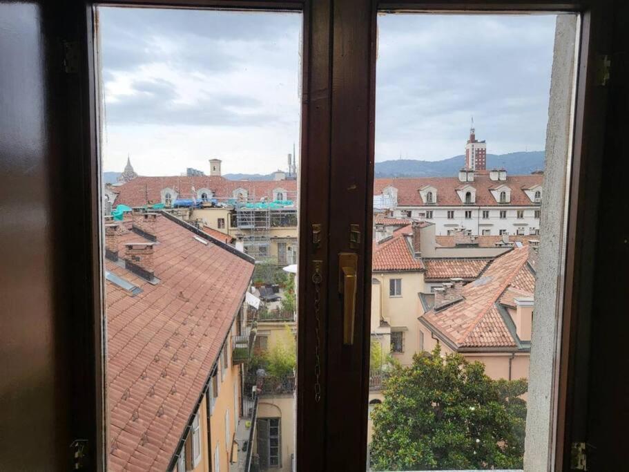 Mansarda Di Charme Con Vista Apartment Turin Luaran gambar